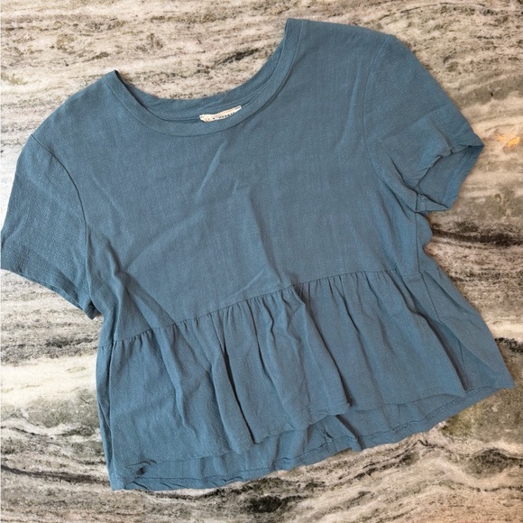 PacSun LA Hearts Blue Ruffle Hem Short Sleeve Top - Picture 2 of 4